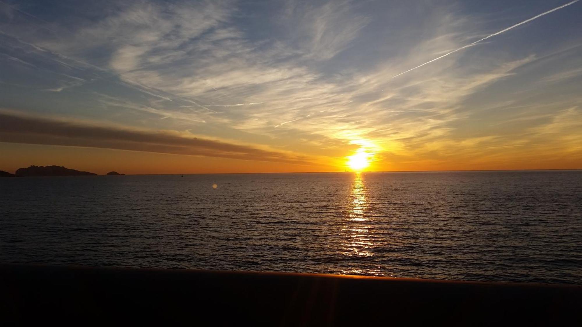 Sublime Vue Mer,Parking,Wifi Фрежюс Экстерьер фото